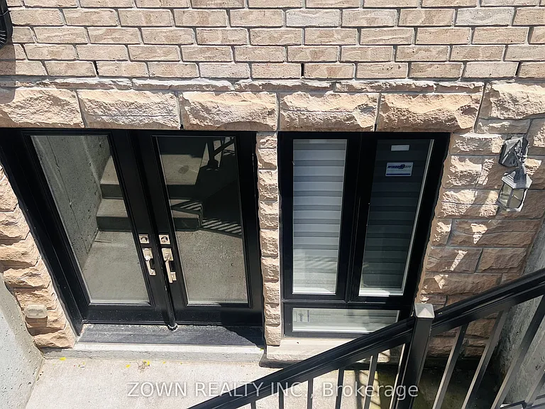 736 Hillview Cres #BASEMENT — Photo 8