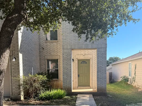 1230 Range Field, San Antonio, TX 78245