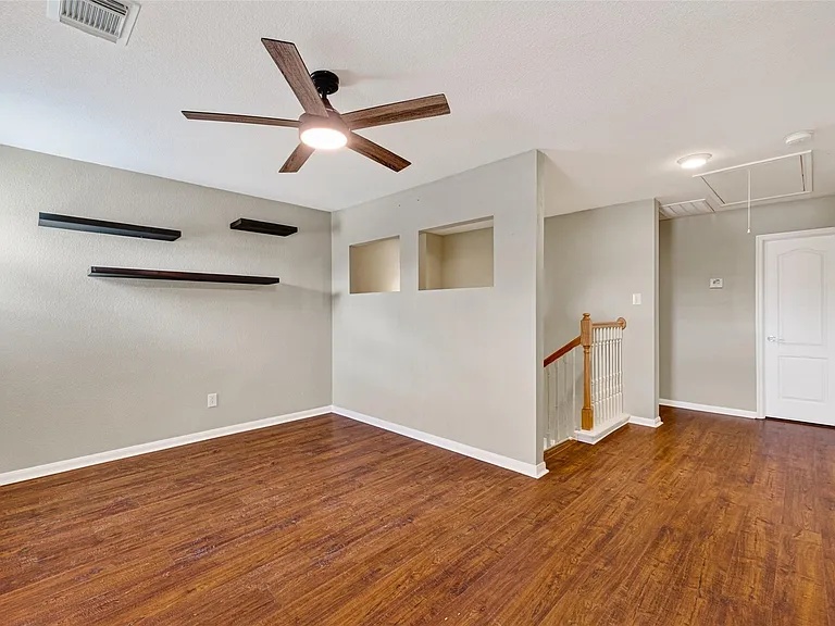 3934 Brook Garden Ln — Photo 18