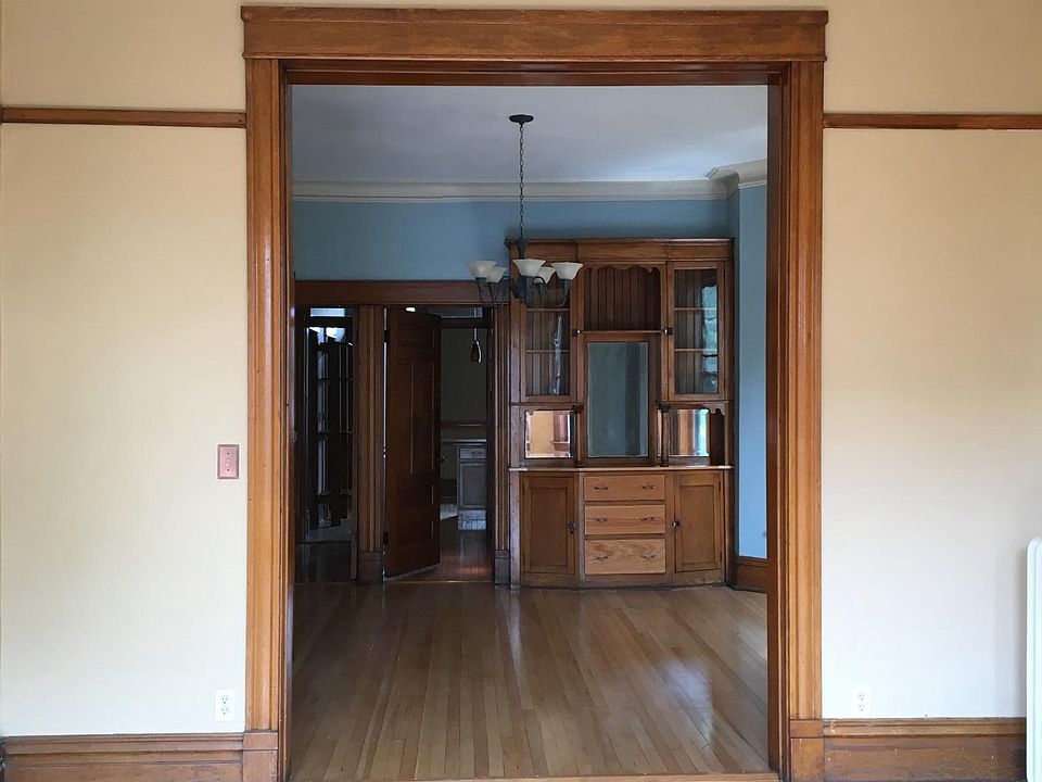 1st image of 1325 N Maplewood Ave #2