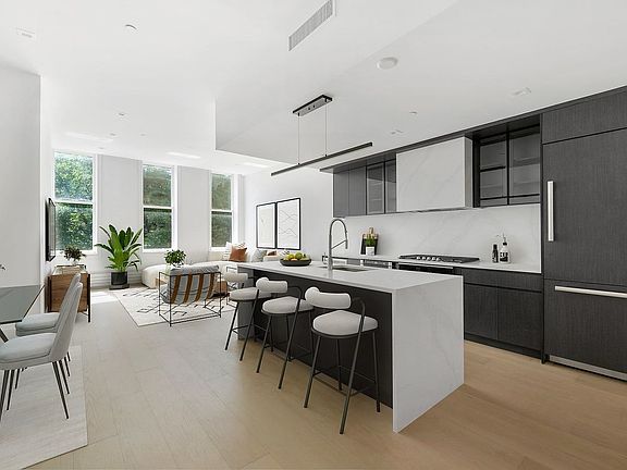 3rd image of 502 Laguardia Pl APT 2