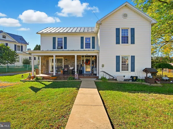 147 W Main St, Stanley, VA 22851