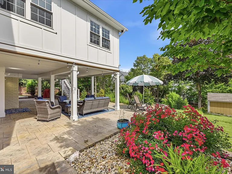 704 Seaton Ct SE — Photo 69