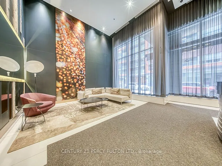 30 Nelson St #323 — Photo 3