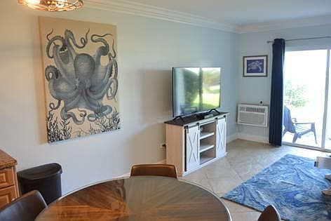 3rd image of 300 Duck Key Dr APT 9