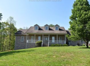 48 Leyland Ln, Elkview, WV 25071