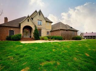 9730 Jefferson Rd, Mascoutah, IL 62258