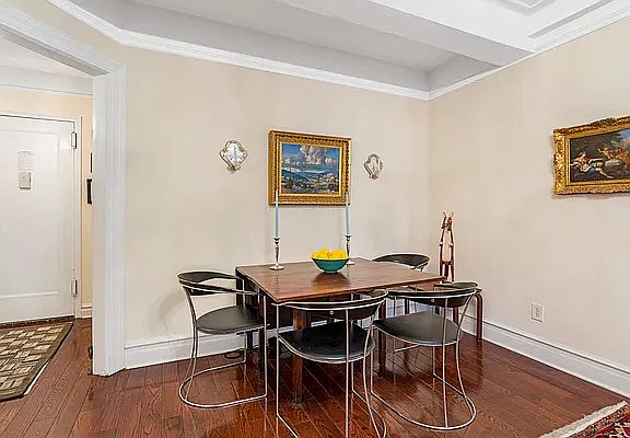 4th image of 130 E 94th St APT 2D
