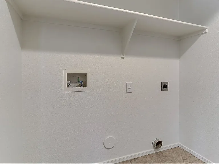 18213 N 147th Dr — Photo 21
