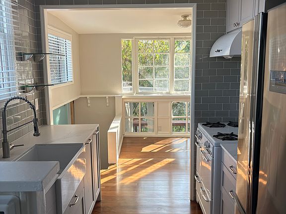 5th image of 4855 Wightman St