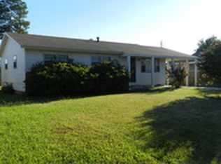 305 W Hastings St, Stuttgart, AR 72160