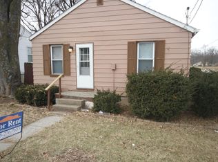 5104 SW 9th St, Des Moines, IA 50315