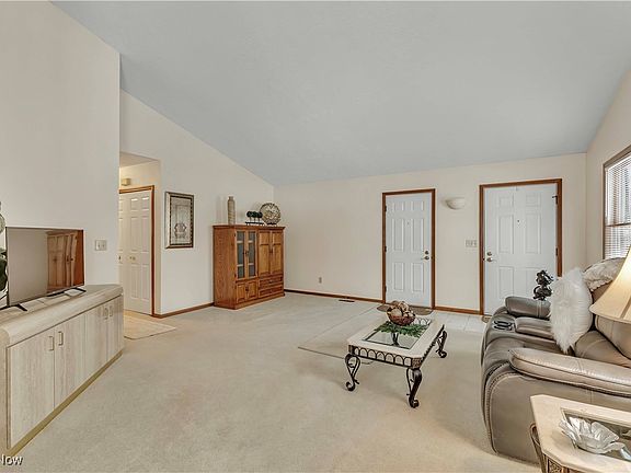 5th image of 1867 Sandalwood Dr