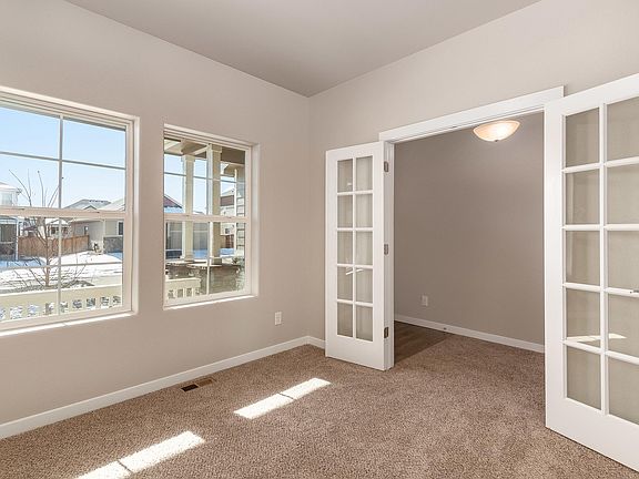 2nd image of 1518 Heirloom Dr