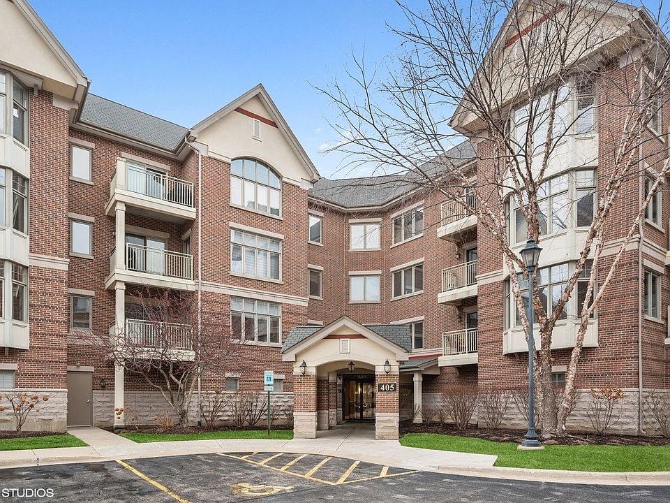 1st image of 405 Village Grn Unit 402