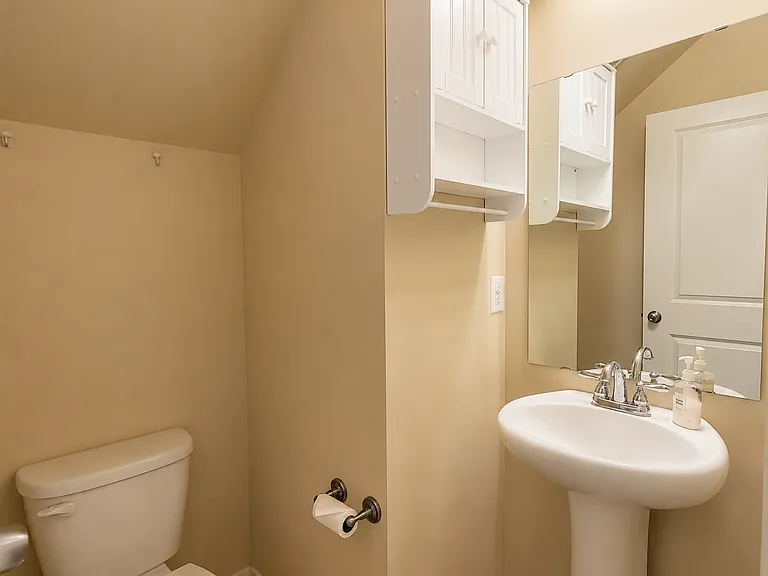 8881 Silverspot Dr SE — Photo 8