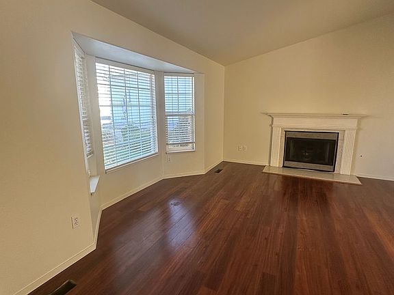 2nd image of 1791 Kingsley Ln