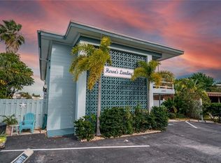 11045 3rd St E APT 1, Treasure Island, FL 33706