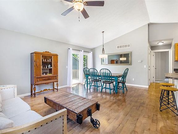 5th image of 119 Glenview Dr