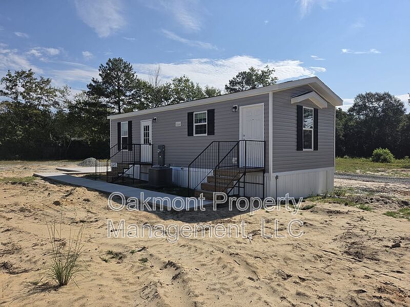 1st image of 212 Rosewood Ct
