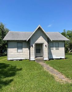 2618 1st Ave, Groves, TX, 77619