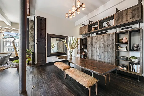 Sold by Nest Seekers International | media 25