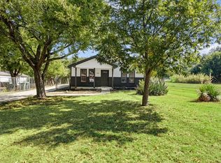 1703 Daniel Dr, Arlington, TX 76010