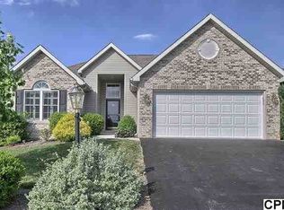 80 Longwood Dr, Mechanicsburg, PA 17050