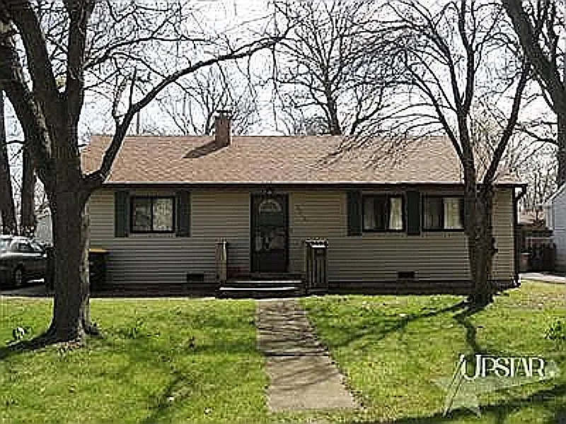 2510 Tyler Ave photo 1