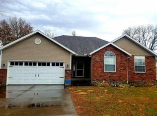 1008 Amber Dr, Pittsburg, KS 66762