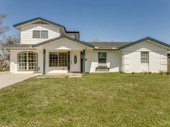 2813 Stanford Dr, Irving, TX 75062