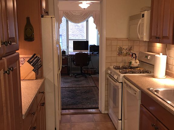 5th image of 36 Sutton Pl S APT 11F