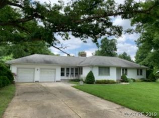 3704 Groves Rd, Lima, OH 45805