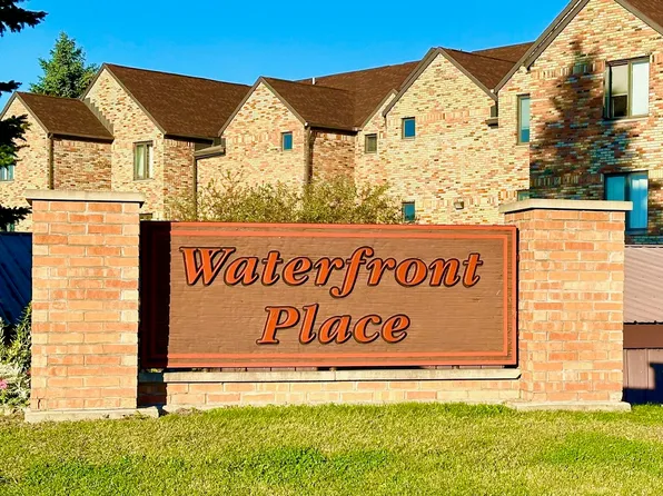 145 Waterfront Pl APT 5, Sault Sainte Marie, MI 49783