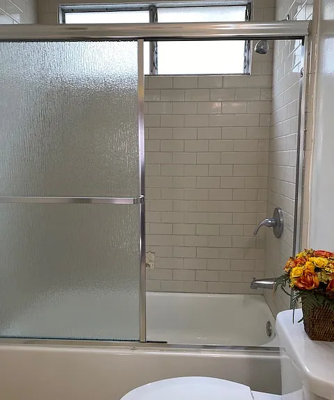 911 N Harper Ave #2 — Photo 23