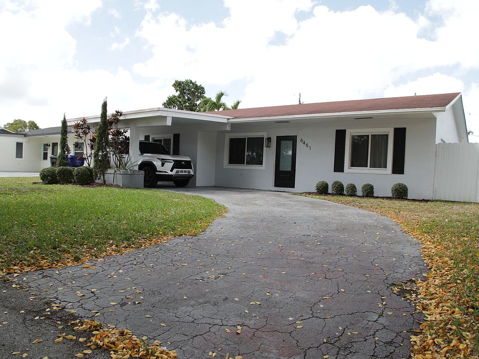 Front of house with private driveway