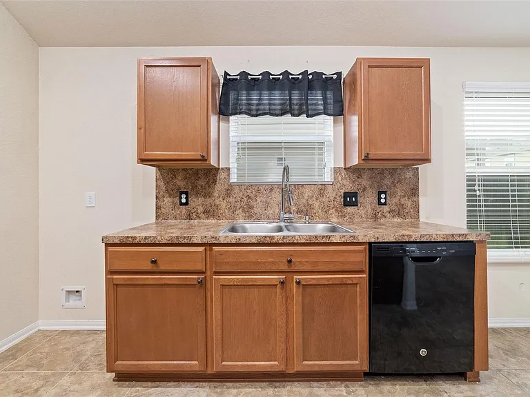 3307 Upland Spring Trce — Photo 20