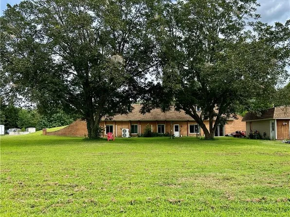 5016 Shoulders Hill Rd, Suffolk, VA 23435