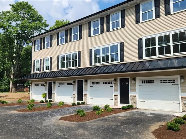 95 Farnum Pike Unit 2, Smithfield, RI 02917