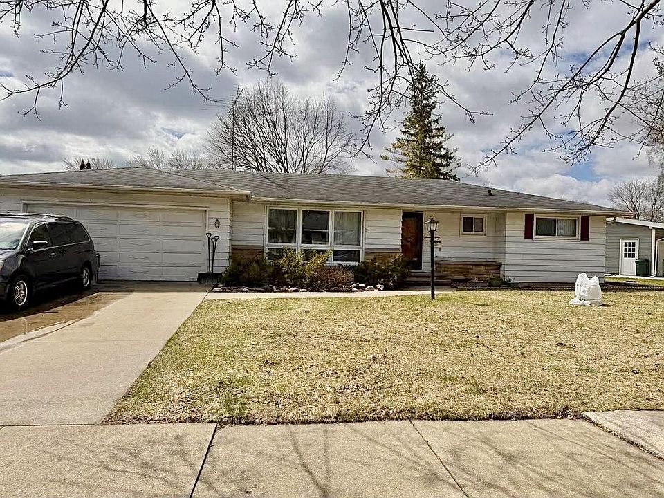1st image of 327 Crescent DRIVE