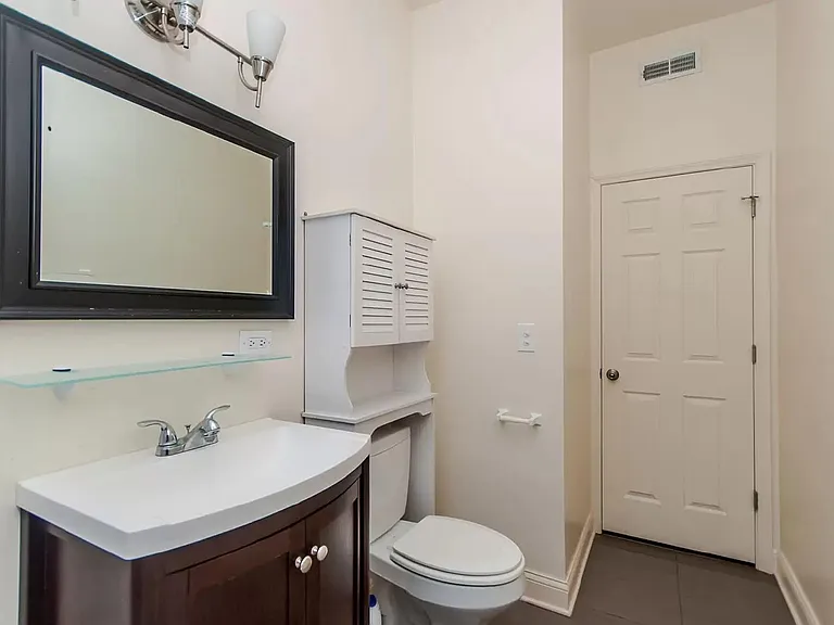 1413 W Taylor St #3F — Photo 5