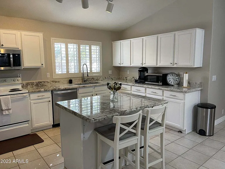 3954 E Agave Rd — Photo 3