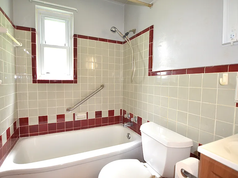 4625 Orchard Ln — Photo 9