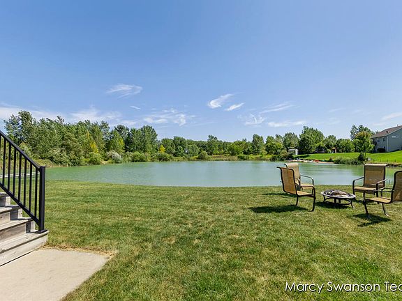 4th image of 6638 Bradenwood Dr