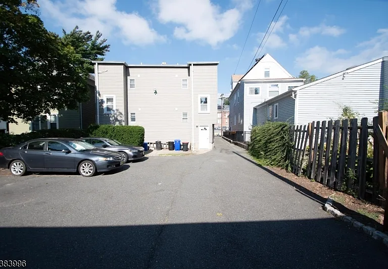 207 N Fullerton Ave #1 — Photo 15
