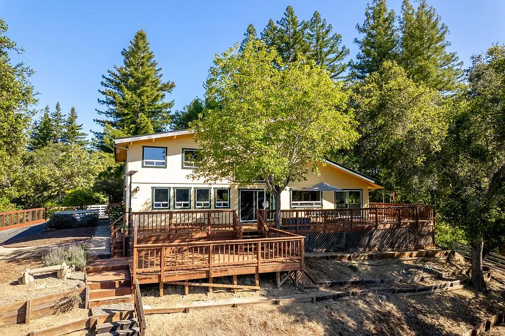 708 Ralston Rdg photo 1