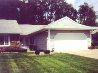 18445 Crownhill Dr, South Bend, IN 46637