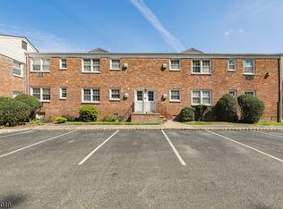 147 Ridge Rd APT B, Cedar Grove, NJ 07009