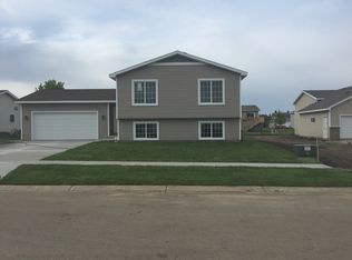 904 2nd St SE, Kasson, MN 55944