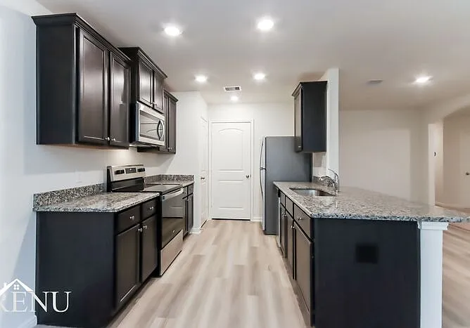10474 Sweetwater Creek Dr — Photo 4
